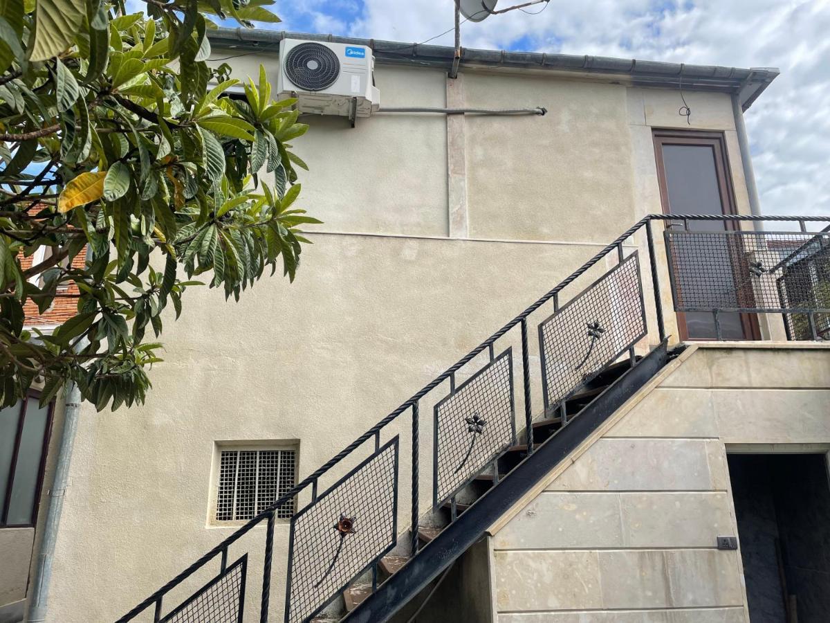 Appartamento Gardenie Kutaisi Esterno foto